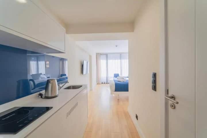 Sea View Apart-Hotel Orbi Twin Towers 1413 Batumi Bagian luar foto